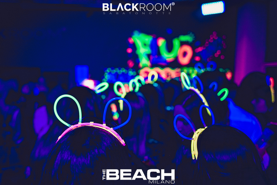 fluoparty_thebeach